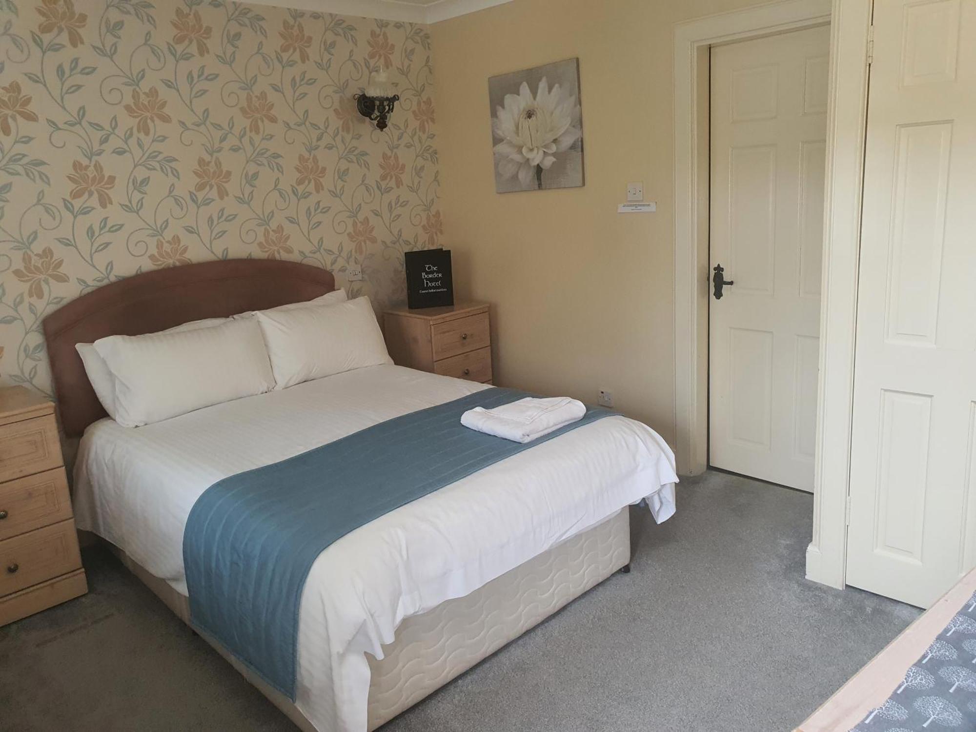 The Border Hotel Kirk Yetholm Экстерьер фото